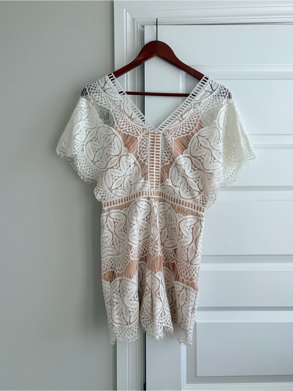 Adelyn Rae Ivory Lace Bridal wedding white Romper Playsuit XS